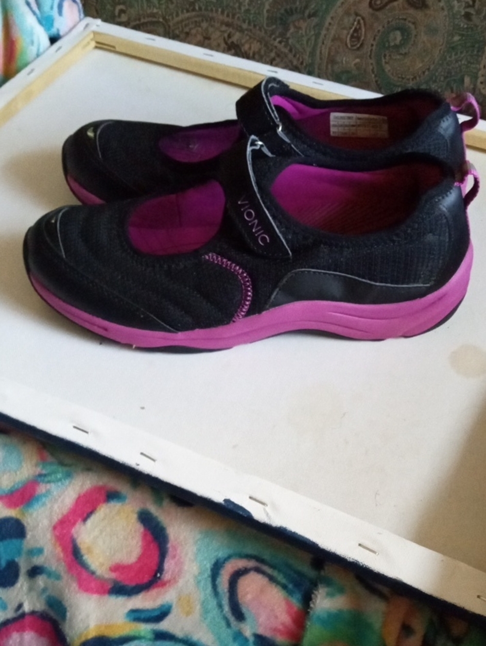 Vionic Black and Pink Mary Jane Sneaker 9.5
